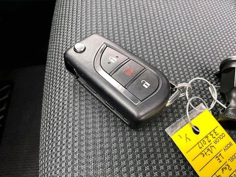 Used 2025 Toyota RAV4 LE image 11