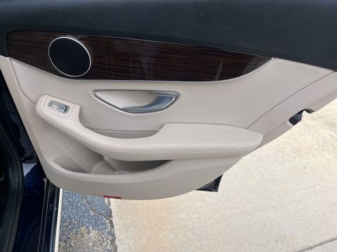 Used 2018 Mercedes-Benz C 300 Sedan image 23