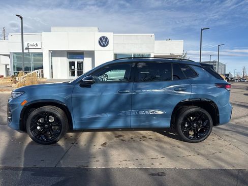 New 2026 Volkswagen Tiguan SE R-Line image 2