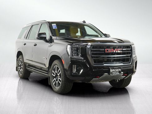 Used 2022 GMC Yukon AT4 w/ AT4 Premium Package AWD/4WD image 8