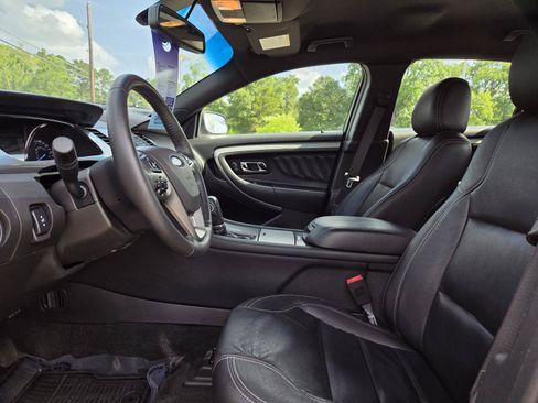 Used 2016 Ford Taurus SEL FWD image 11