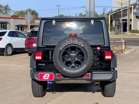 Used 2023 Jeep Wrangler Willys 4xe image 7