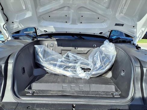 New 2026 GMC Hummer EV 4x4 Crew Cab image 21