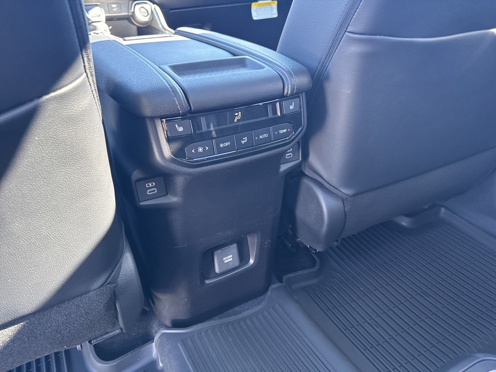 New 2025 Toyota Grand Highlander AWD Hybrid image 28