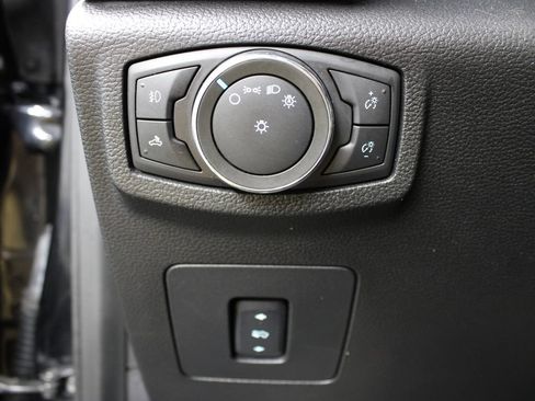 Used 2016 Ford F150 XLT w/ Equipment Group 302A Luxury AWD/4WD image 50