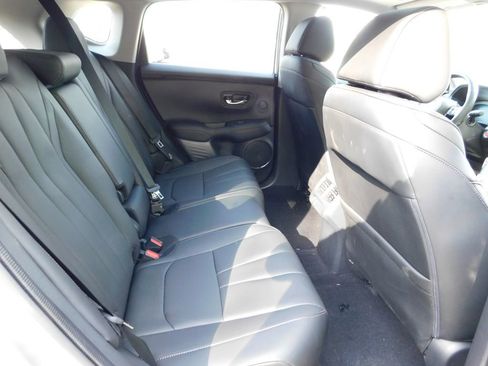 Used 2025 Acura ADX FWD image 5