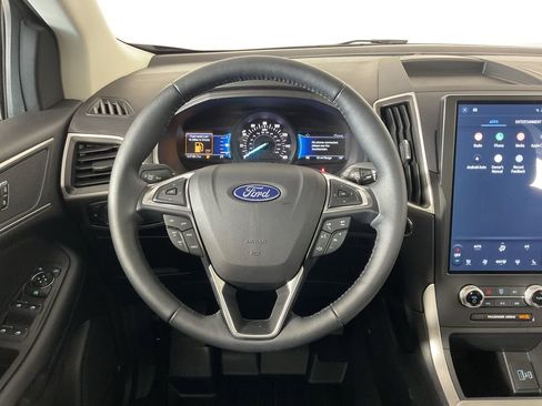 Used 2024 Ford Edge SEL w/ Convenience Package AWD/4WD image 12