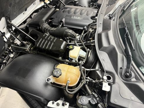 Used 2008 Pontiac Solstice Convertible w/ Premium Package image 26