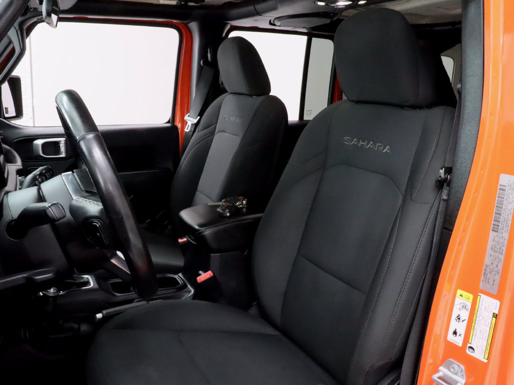 Used 2019 Jeep Wrangler Unlimited Sahara w/ LED Lighting Group AWD/4WD image 10