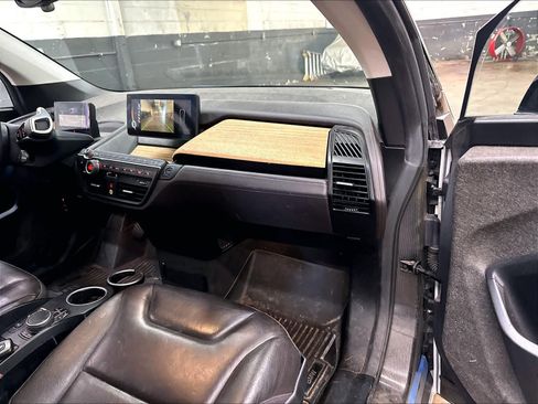 Used 2017 BMW i3 w/ Range Extender RWD image 18