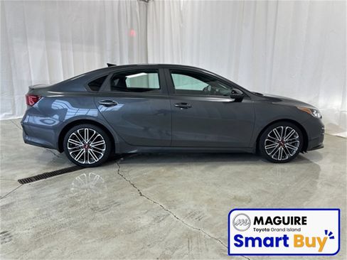 Used 2021 Kia Forte GT image 2