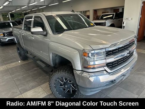 Used 2017 Chevrolet Silverado 1500 LT AWD/4WD image 7