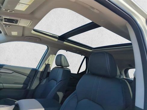 Used 2026 Honda Pilot Touring image 18