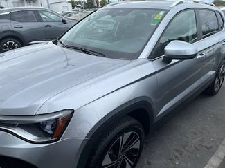 Used 2026 Volkswagen Taos SE AWD/4WD video 2