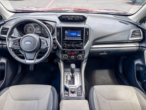 Used 2019 Subaru Forester Premium AWD/4WD image 11