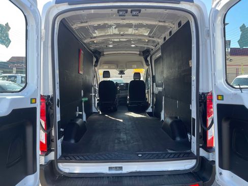 Used 2021 Ford Transit 250 Medium Roof w/ Load Area Protection Package image 9