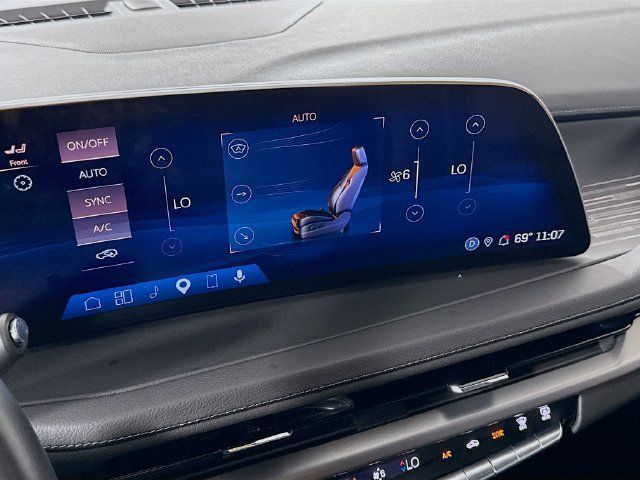 Used 2025 Cadillac XT4 Premium Luxury AWD/4WD image 36