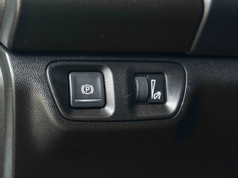 Used 2021 GMC Acadia SLE FWD image 39