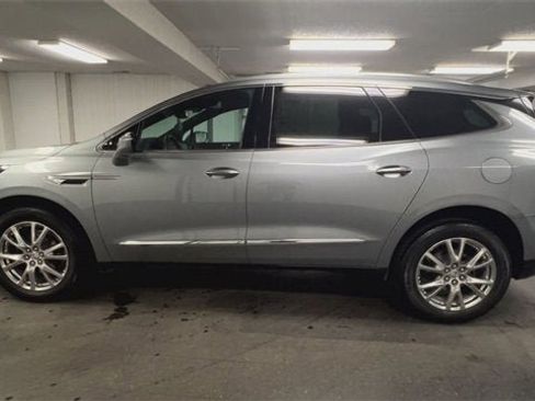 Certified 2023 Buick Enclave Essence w/ Experience Buick Package image 5