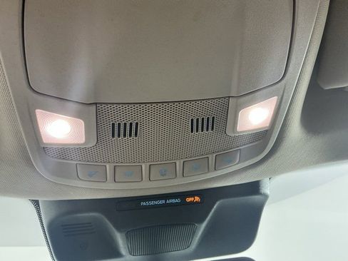 Used 2022 Ford Expedition XLT image 34