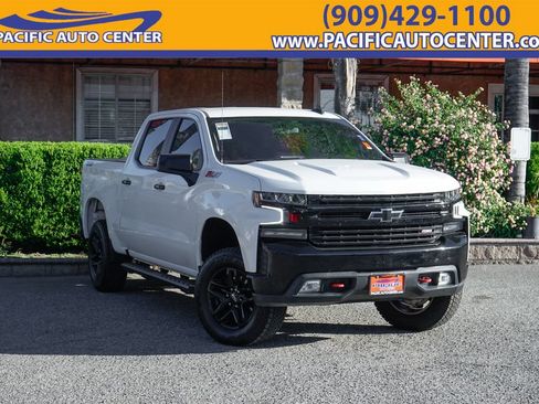 Used 2021 Chevrolet Silverado 1500 LT Trail Boss w/ Convenience Package II AWD/4WD image 1