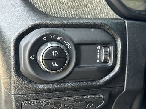 New 2026 Jeep Gladiator Willys AWD/4WD image 40