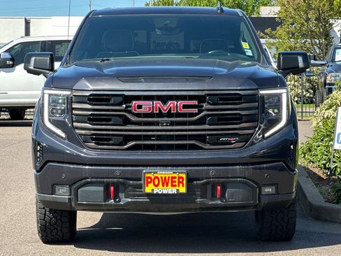 Used 2023 GMC Sierra 1500 AT4X AWD/4WD image 9