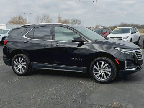 Certified 2023 Chevrolet Equinox Premier image 2