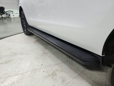 Used 2024 Ford Expedition XLT image 48