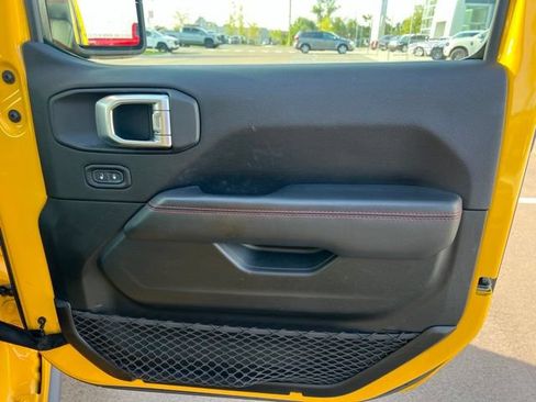 Used 2020 Jeep Wrangler Unlimited Rubicon AWD/4WD image 9