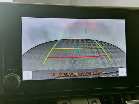 Used 2023 Toyota RAV4 XLE Premium image 22