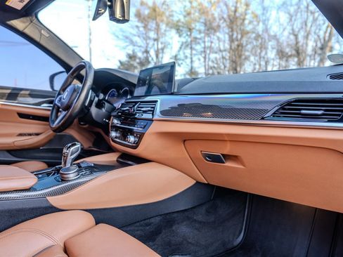 Used 2018 BMW 540i w/ M Sport Package image 34