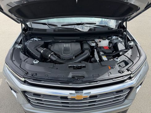 Used 2026 Chevrolet Traverse LT AWD/4WD image 40