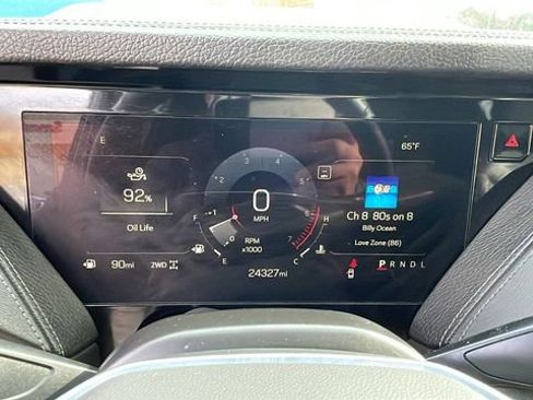 Used 2025 GMC Yukon XL Denali image 25