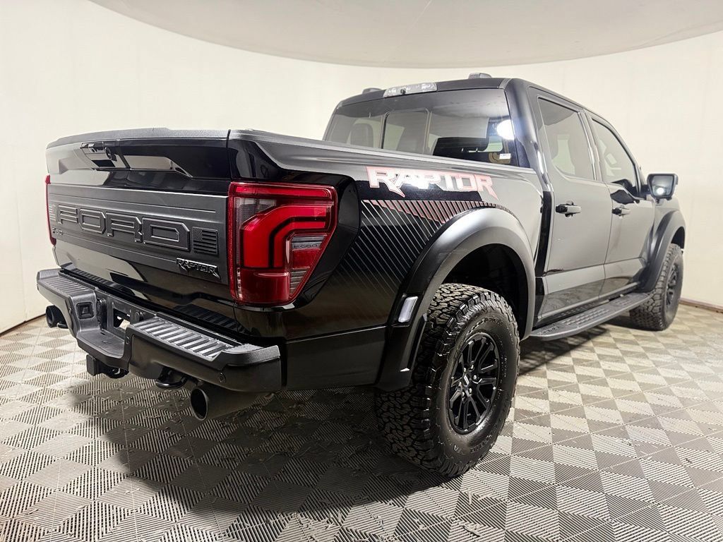 Used 2025 Ford F150 Raptor AWD/4WD image 7