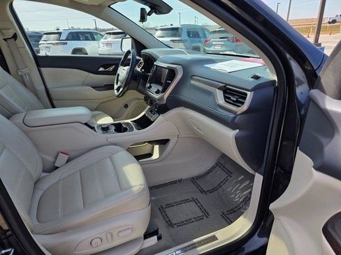 Used 2021 GMC Acadia Denali w/ Denali Ultimate Package AWD/4WD image 21