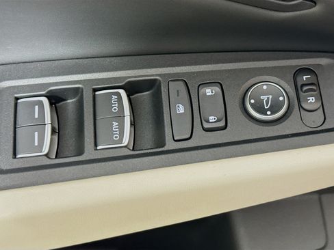 Certified 2024 Honda Accord EX image 20