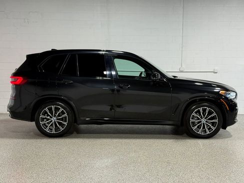 Used 2019 BMW X5 xDrive40i w/ M Sport Package AWD/4WD image 6