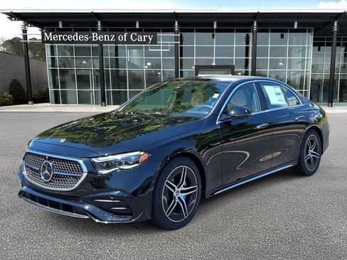 New 2026 Mercedes-Benz E 350 4MATIC Sedan image 1