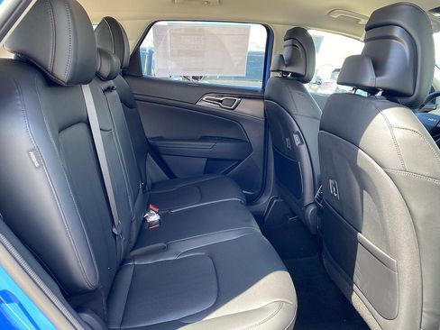 New 2026 Kia Sportage EX FWD image 25