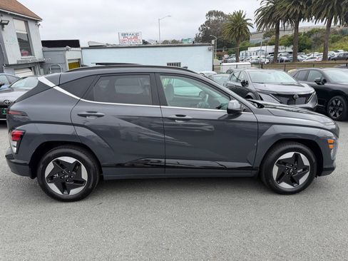 Used 2024 Hyundai Kona Limited FWD image 4
