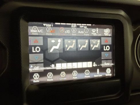 Used 2018 Jeep Wrangler Unlimited Sport S AWD/4WD image 16