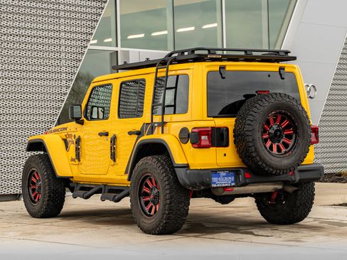Used 2019 Jeep Wrangler Unlimited Rubicon AWD/4WD image 5