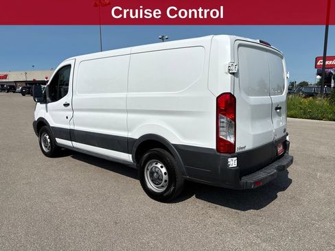 Used 2016 Ford Transit 250 130 Low Roof RWD image 3