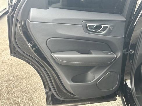 Used 2024 Volvo XC60 B5 Ultimate w/ Protection Package Premier image 22