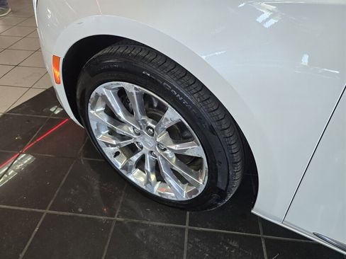 Used 2016 Cadillac XTS Premium FWD image 24