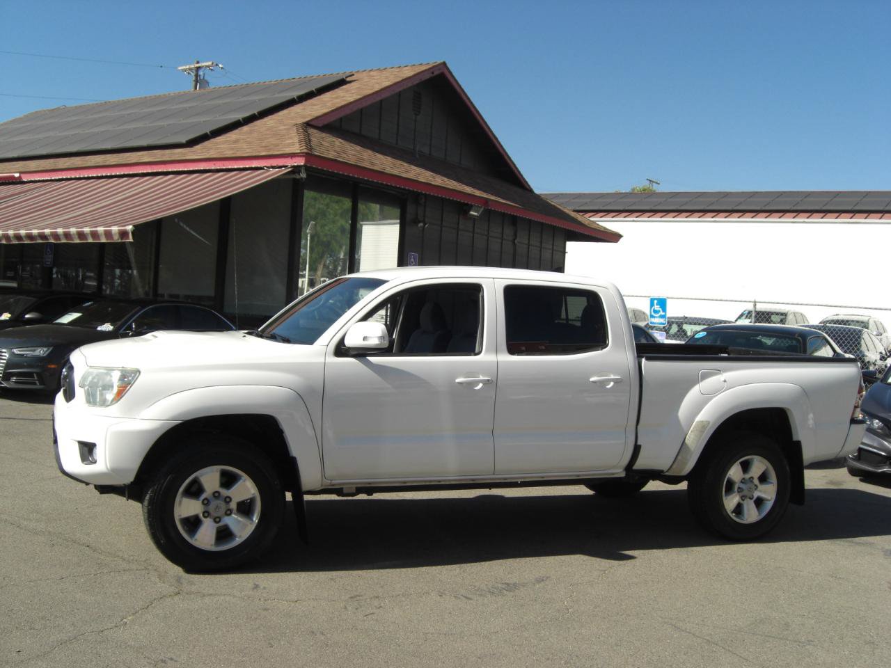 Used 2012 Toyota Tacoma PreRunner w/ TRD Sport Pkg RWD image 3