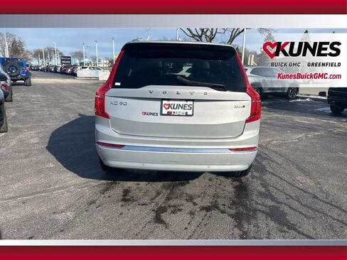 Used 2024 Volvo XC90 B5 Plus image 6