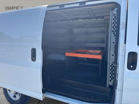 Used 2021 Chevrolet Express 2500 w/ Driver Convenience Package RWD image 24