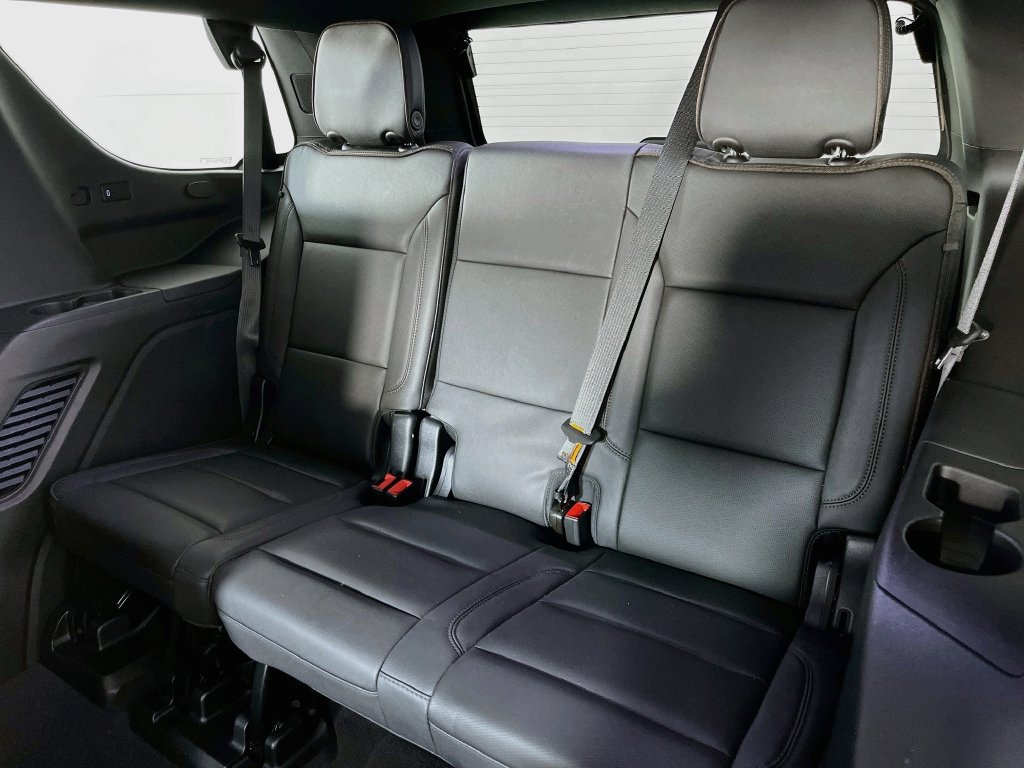 Used 2023 Chevrolet Tahoe High Country AWD/4WD image 34
